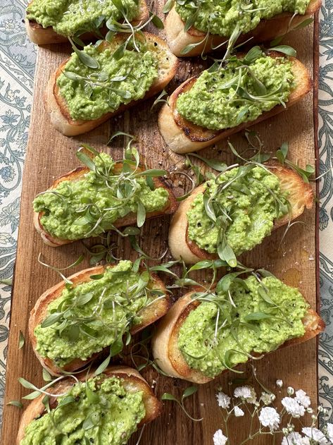 Lemony Herbed Pea Pesto Crostini Pesto Crostini, Pea Pesto, Birthday Lunch, Pesto Recipe, Frozen Peas, Do Not Eat, Fresh Tomatoes, Parmesan Cheese, Drying Herbs