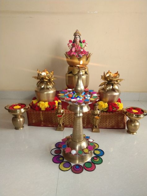 Diwali Laxmi Pooja Decorations At Home, Lakshmi Pooja Decoration Ideas At Home, Navaratri Decoration Ideas, Diwali Laxmi Pooja Decoration, Indian Decor Diy, Diwali Lakshmi, Diy Diwali Lanterns, Decoration For Diwali, Laxmi Pooja