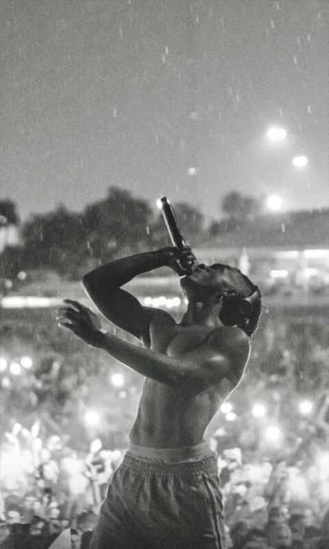 Rap Astethic Black, Xxxtancion Aesthetic, Xxxtancion Wallpapers, Wallpaper Concert, Xxxtentacion Wallpaper, Miss U My Love, Jahseh Onfroy, Rapper Wallpaper Iphone, Wallpaper Quote