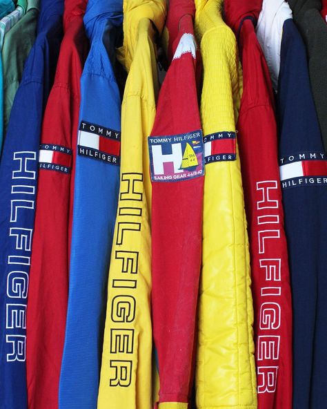 Tommy Hilfiger Aesthetic Vintage, Vintage 90s Outfit Men, Tommy Hilfiger Aesthetic, Tommy Hilfiger Vintage 90s, 90s Outfit Men, Vintage Tommy Hilfiger Jackets, Production Planning, 90s Tommy Hilfiger, Tommy Hilfiger Vintage