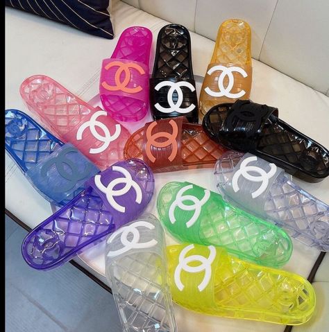 Chanel Pool Slides, Chanel Jelly Slides, Chanel Jelly Sandals, Big Slippers, White Heeled Sandals, Fire Shoes, Chanel Slides, Wide Sandals, Jelly Slides