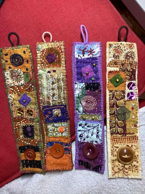 Book Mark Ideas, Fabric Cuff Bracelet, Stitch Bracelet, Stitch Witchery, Fabric Pendant, Scrap Fabric Crafts, Felt Beads, Fabric Bracelets, Sashiko Embroidery