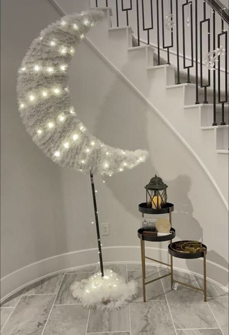 Crescent Moon Decoration, Ramadan Moon Decoration, Ramadan Crescent Moon, Ramadan Decorations Diy, Ramadan Decorations Ideas Diy, Moon Centerpiece Ideas, Ramadan Decorations Ideas, Ramadan Corner, Moon Decorations