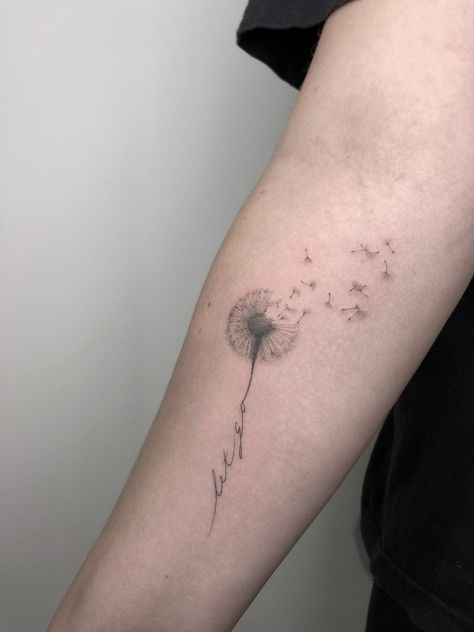 Micro Realism Flower Tattoo, Realistic Dandelion Tattoo, Realistic Flower Tattoo, Tattoo Artists Near Me, 7 Tattoo, Dandelion Tattoo, Girl Back Tattoos, Single Needle Tattoo, Tattoos With Kids Names