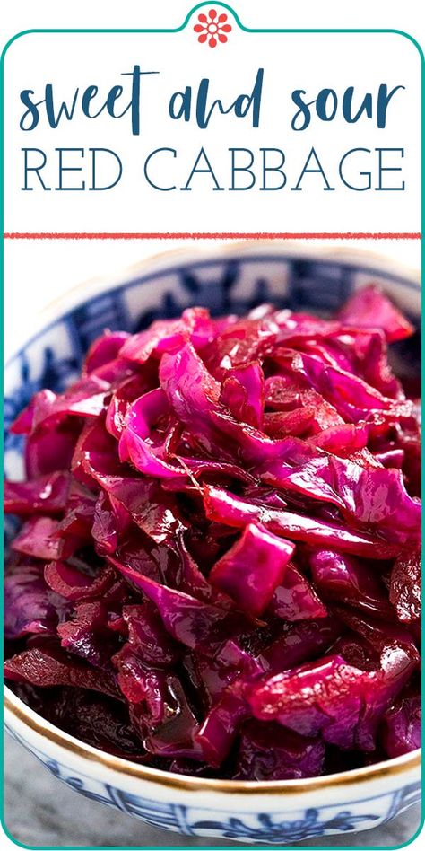 German Red Cabbage, Red Cabbage Recipe, Sweet And Sour Cabbage, Pickled Red Cabbage, Sour Cabbage, Red Cabbage Recipes, German Food Authentic, Red Cabbage Salad, Braised Red Cabbage