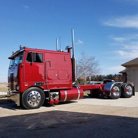 Trucks For Sell, Cabover Trucks, Custom Big Rigs, Peterbilt 379, Cab Over, Show Trucks, Kenworth Trucks, Peterbilt Trucks, Used Trucks