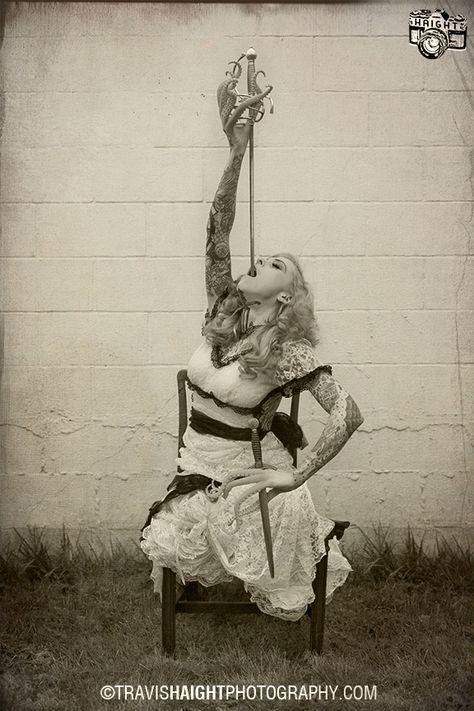 Lady Power, Steampunk Circus, Sideshow Freaks, Circus Sideshow, Side Show, Human Oddities, Dark Circus, Creepy Photos, Circus Performers