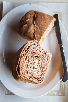 Croatian Walnut Swirl Bread (Povitica) Povitica Recipe, Nut Rolls, Swirl Bread, Kouign Amann, Big Sea, Yeast Bread Recipes, Swirled Bread, Croatian Recipes, Cinnamon Bread