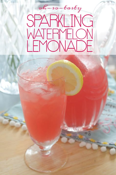 Sparkling Watermelon Lemonade... Literally the best sparkling water ever. Drink Party, Watermelon Lemonade, Lemonade Recipes, Smoothie Drinks, Sparkling Water, Non Alcoholic Drinks, Party Drinks, Frappe, Refreshing Drinks