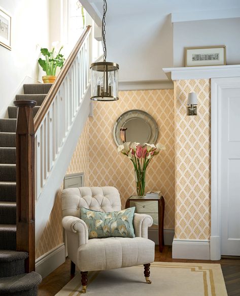 Laura Ashley Wallpaper Lounge Wallpaper Ideas, Laura Ashley Living Room, Laura Ashley Interiors, Lounge Wallpaper, Laura Ashley Wallpaper, Wallpaper Inspiration, Romantic Room, Furniture Logo, Foyer Decorating