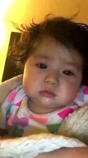 Baby Crying Videos, Whatsapp Videos, Bullet Journal Cover Ideas, Cute Babies Photography, Baby Memes, Cute Cartoon Images, Baby Crying