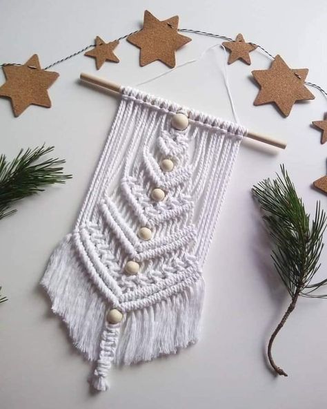 Joululahjat Diy, Macrame Knots Pattern, Macrame Wall Hanging Diy, Macrame Wall Hanging Patterns, Macrame Knot, Macrame Patterns Tutorials, Macrame Wall Art, Macrame Plant Hangers, Macrame Ideas