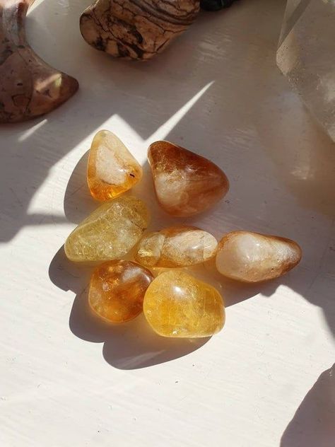 Lights Lacquer, Crystal Aesthetic, Amber Crystal, Aura Crystals, Pretty Rocks, Amber Stone, Citrine Crystal, Stone Crystal, Agate Crystal