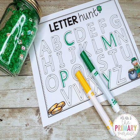 St Patricks Day Activities, Dye Rice, St Patricks Activities, St Patricks Theme, Free Printable Alphabet Worksheets, Diy Preschool, St Patricks Day Crafts For Kids, St Patrick Day Activities, Preschool Centers