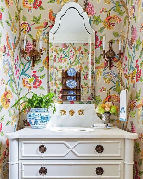 Southern Home on Instagram: “The wallpaper in this powder room is giving us all the happy Friday feelings! repost x @couturehouseinteriors | photography x…” Floral Wallpaper Powder Room, Frameless Arched Mirror, Timeless Wallpaper, Wallpaper Powder Room, Wallpaper Classic, Wood Mirrors, Thibaut Wallpaper, Beautiful Bathroom Designs, Bright Wallpaper