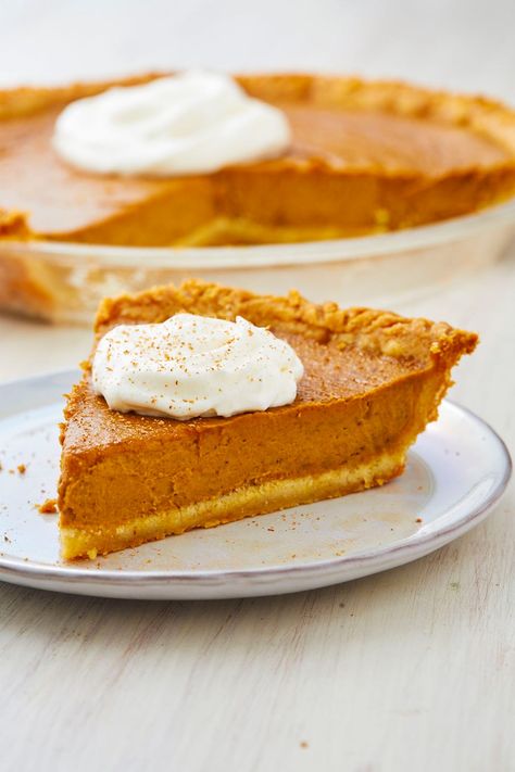 Keto Thanksgiving Recipes, Keto Holiday Recipes, Keto Thanksgiving, Keto Pumpkin Pie, Keto Holiday, Keto Pumpkin, Keto Dessert Easy, Pumpkin Pie Recipes, Thanksgiving Desserts