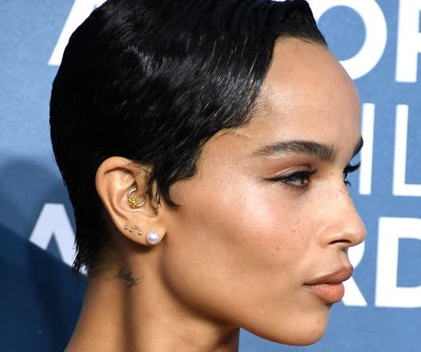 Piercing For Small Ears, Constellation Piercing, Constellation Piercings, Small Ears, Ear Tattoo Ideas, Zoë Kravitz, Beauty And The Beat, Multiple Ear Piercings, Big Forehead