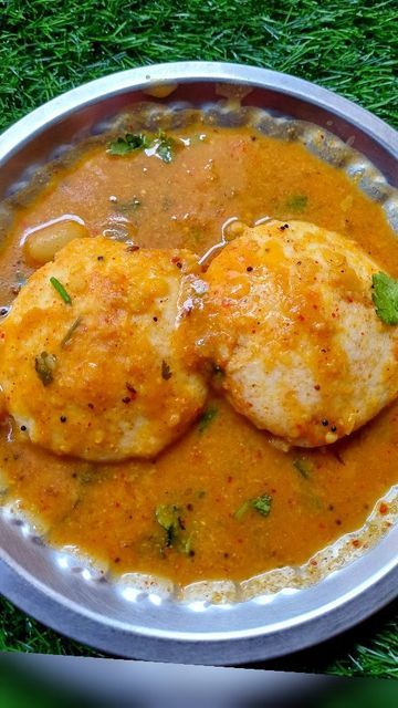 Chennai Variety Foods on Instagram: "Hotel  style  sambar  இட்லி

#sambar#idli#idly#hotelstyle#restaurantstule#sambaridli#idlisambhar #idlilovers#breakfast#southindian#breKfast#idosa#streetfood#streetstyle#trending #reelstrending #viralvideos #reelsviral#foodreels#tempting#viral#foosie#foodgasm#foodporn#chennai#chennaifoodie" Sambar Idli, Idli Sambar, Variety Food, Hotel Style, Chennai, Hotel, On Instagram, Quick Saves, Instagram