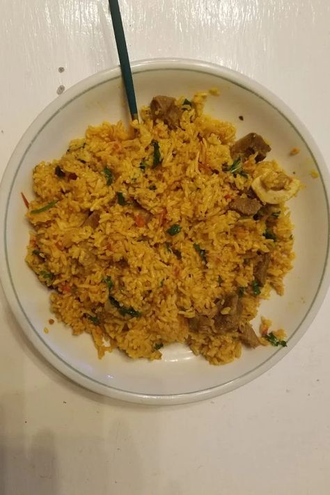 Easy and Delicious Kenyan Beef Pilau (Pilaf) - Simply Good Food How To Cook Pilau, Chicken Pilau, Quick And Easy Food, Pilau Rice, One Pot Dishes, Electric Pressure Cooker, Beef Steak, African Food, Rice Dishes