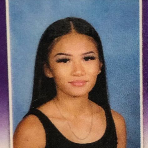 ✯ 𝐊𝐢𝐧𝐠 𝐊𝐚𝐲 ✯ on Instagram: “here’s my school id, thought you’d enjoy” Picture Day School, Picture Day Makeup, Polaroid Portrait, Picture Day Hair, Track Hairstyles, School Id, School Makeup, My School, Picture Day