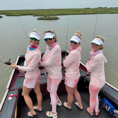 Shout out to all the ladies who fished The Babes On The Bay Tournament this weekend! 🎣 @babesonbay is the largest all women's fishing tournament in the USA 🇺🇸. We are thrilled to be part of it each year and we so look forward to seeing you all rockin' your Reel Skipper gear out there! Thank you @coachkiki64 for sharing your team photo! So cute 💕🧜‍♀️ #fishlikeagirl⁠ ⁠ ⁠ .⁠ .⁠ .⁠ .⁠ .⁠ .⁠ ⁠ #reelskipper⁠ #womensfishingapparel⁠ #mermaidscales⁠ #waterleggings⁠ #sunprotectionclothing⁠ #womenoutdoo... Women's Fishing, Womens Fishing, Fishing Tournament, Fishing Women, Looking Forward To Seeing You, Mermaid Scales, Team Photos, Fishing Outfits, Shout Out