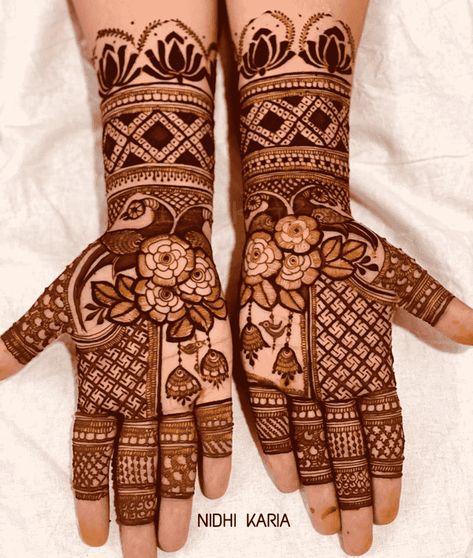 Half Hand Mehndi Design Latest, Gangour Mehndi Design, Gangaur Mehndi Designs, Mehndi Classes, Arabian Mehndi Design, Baby Mehndi Design, Floral Mehndi, Short Mehndi Design, Indian Mehndi Designs