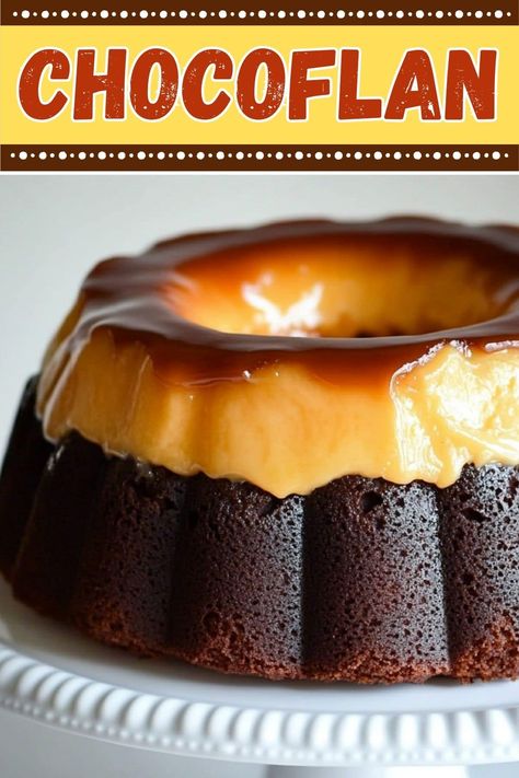 Need something to impress? This delicious chocoflan recipe is a unique mix of tender chocolate cake and rich, creamy flan - all baked in one go! Creamy Flan, Impossible Cake, Chocoflan Recipe, Bundt Pan Recipes, Flan Cake, Cake Mix Desserts, Best Thanksgiving Recipes, Rich Chocolate Cake, Mexican Dessert