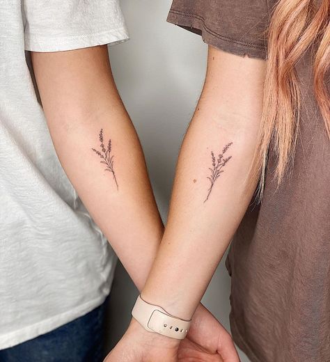 Wellen Tattoo, Matching Bff Tattoos, Virgo Tattoo Designs, Cousin Tattoos, Small Sister Tattoos, Matching Friend Tattoos, Small Matching Tattoos, Matching Best Friend Tattoos, Bestie Tattoo