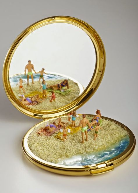 Design Stack: A Blog about Art, Design and Architecture: Surreal Miniature Worlds in Everyday Objects Miniature Calendar, Miniature People, Miniature Photography, Mixed Media Sculpture, Tiny World, Foto Art, Miniature Crafts, Mini Things, Creative Memories