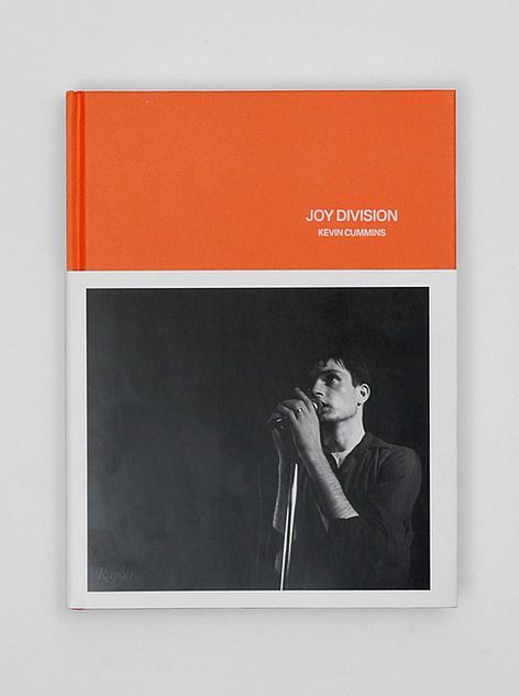 Creative magazines images on Designspiration Photo Book Cover, Best Book Covers, Magazine Images, Book Jacket, Joy Division, Print Layout, Book Layout, Book Images, Layout Inspiration