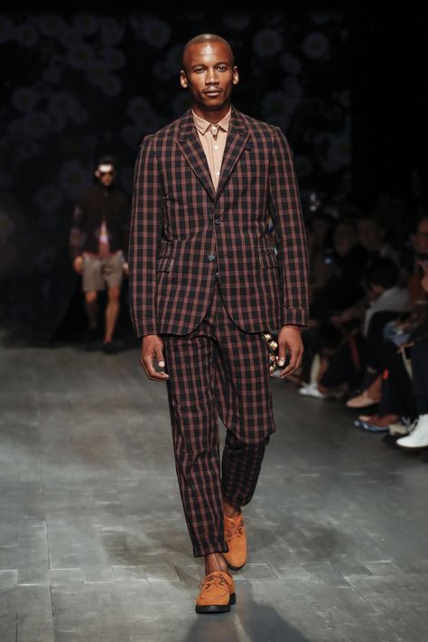 Oliver Spencer Photo 1 London Fashion Week Mens, Oliver Spencer, Fashion Weeks, Fashion Shows, Summer 2019, Milan Fashion, Double Breasted Suit Jacket, Photo 1, London Fashion