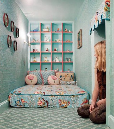 .. Corner Deco, Small Kids Bedroom, Sleeping Nook, Tribeca Loft, Mini Loft, Secret Room, Hidden Rooms, Animal Room, Dog Rooms