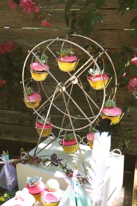 Bohemian Debut, Party Ideas College, Coachella Inspired Party, Coachella Party Theme, Coachella Party Ideas, Coachella Theme Party, Coachella Theme, Coachella Birthday, Debut Theme