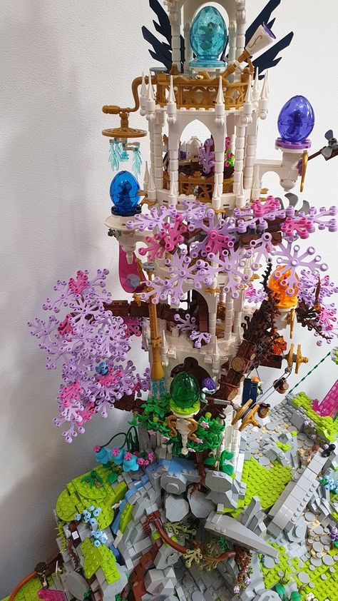 MOC: Elvendale and the Dragon Sanctuary (pic heavy) - LEGO Action and Adventure Themes - Eurobricks Forums Dragon Sanctuary, Lego Elves, Lego Elves Dragons, Lego Elves Sets, Lego Fairy, Lego Pokemon, Best Lego Sets, Lego Village, Lego Dragon