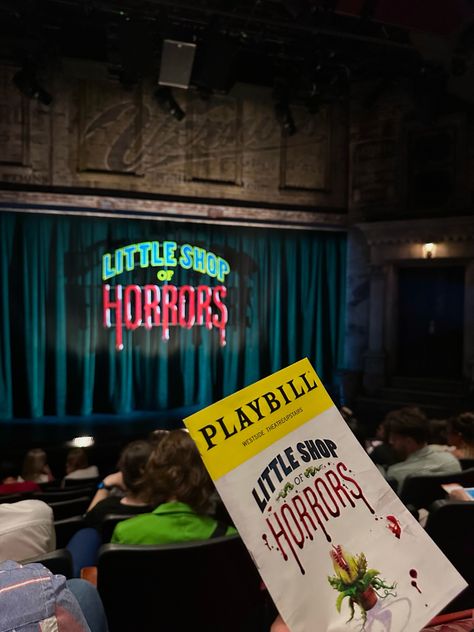 broadway, little shop of horrors Little Shop Of Horrors Wallpaper, Little Shop Of Horrors Aesthetic, Broadway Sign, Lil Shop Of Horrors, New York Broadway, Hockey Girl, Little Shop Of Horrors, Curtain Call, Musical Plays