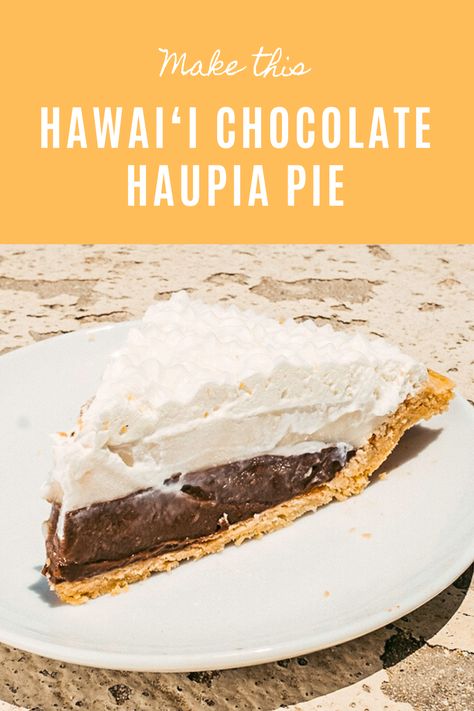 Chocolate Haupia Pie Recipe, Haupia Recipe, Chocolate Haupia Pie, Thanksgiving Recipes Dessert, Chocolate Haupia, Hawaii Desserts, Hawaiian Dessert Recipes, Haupia Pie, Hawaiian Desserts