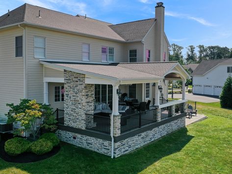 Covered Patio Design, Modern Porch, Colorful Patio, Patio Deck Designs, Stamped Concrete Patio, Flagstone Patio, Deck Designs Backyard, Porch Deck, Custom Decks