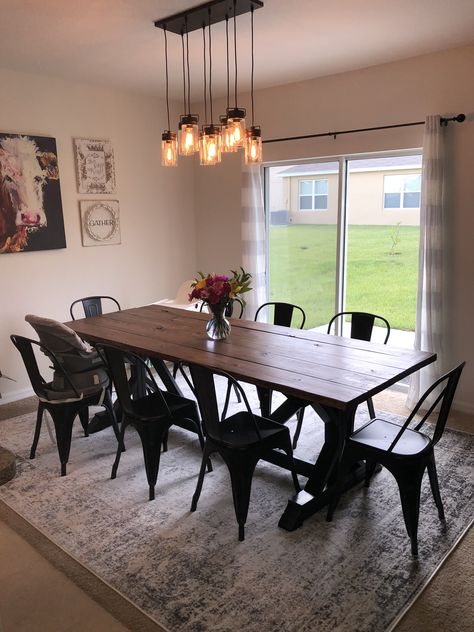 Industrial Farmhouse Dining Room, Dining Room Industrial, Industrial Farmhouse, Farmhouse Dining Room, Dining Table Design, Room Remodeling, Farmhouse Dining, Dining Room Design, Rustic Dining Table