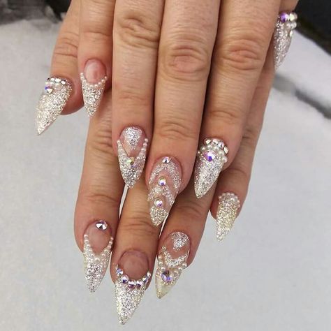 Olivia Sharae FB Heavy Nail Art Design, Nails For Wedding, Fly Nails, Beauty Hacks Nails, Nice Nails, Stiletto Nails Designs, Nail Jewelry, Nails Desing, Beautiful Nail Designs