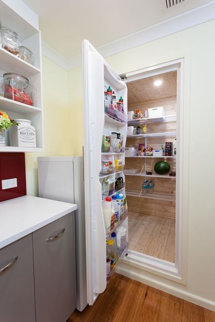 Walk In Fridge Dream Kitchens, Home Walk In Fridge, Residential Walk In Fridge, Walk In Fridge And Freezer, Walk In Fridge For Home, Walk In Freezer Home, Residential Walk In Refrigerator, Walkin Fridge, Walk In Fridge Home