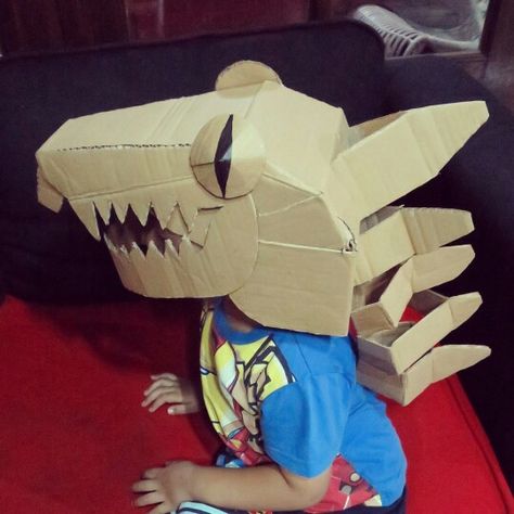 Akram's Dragon/T-Rex/Godzilla oh whatever mask Godzilla Mask Diy, Diy Godzilla Costume For Kids, Godzilla Halloween Costume, Godzilla Costume, Costume Dinosaure, Dinosaur Costumes, Godzilla Party, Dinosaur Puppet, Dino Costume