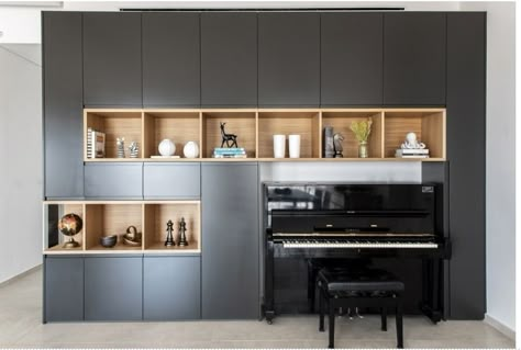 Piano Cabinet, Piano Space, Piano Room Design, Piano Area, Grand Piano Room, Piano Living Rooms, Masculine Interior Design, Piano Wall, London Living Room