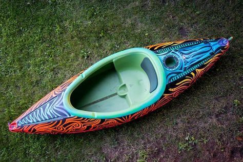 21 Kayak Painting Ideas & Designs - Kayak Help Kayak Painting, Kayak Design, Kayak Tips, Canoe Ideas, Painting Doodles, Kayak Cooler, Kayaking Ideas, Kayaking Outfit, Kayaking Tips