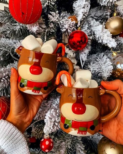 Mug Aesthetic, Hate Christmas, Preppy Christmas, Christmas Birthday Party, Christmas Feeling, Days Until Christmas, Beautiful Kitchen, Noel Christmas, Christmas Mood