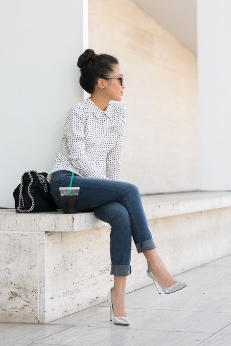 Casual Dots :: Silk blouse Silver Shoes Outfit, Wendy Nguyen, Wendy's Lookbook, Looks Jeans, Silver Pumps, Outfit Trends, Silver Heels, Silver Shoes, Fashion Mode