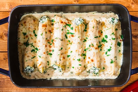 Chicken Manicotti Is A Weeknight Dinner DreamDelish Manicotti Recipes, Cheap Eating, Chicken Manicotti, Stuffed Manicotti, Pool Lighting, Manicotti Recipe, Budget Bytes, Shredded Chicken Recipes, Stuffed Shells Recipe