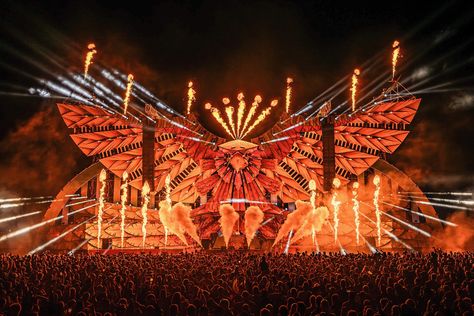 Behance 上的「Stage Design - Hardcore Stage at AirBeat One」 Wings Stage Design, German Festival, Concert Stage Design, Performance Stage, Dj Setup, Concert Stage, National Symbols, Main Theme, The Eagle