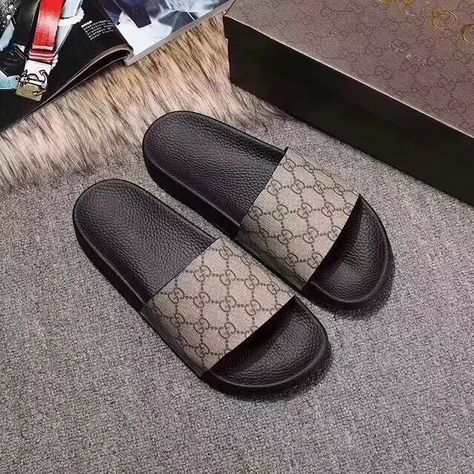 Gucci Slippers, Trendy Slippers, Luxury Slides, Black And White Sandals, Rubber Slippers, Designer Slides, Shoes Sneakers Jordans, Cute Slippers, Fashion Slippers