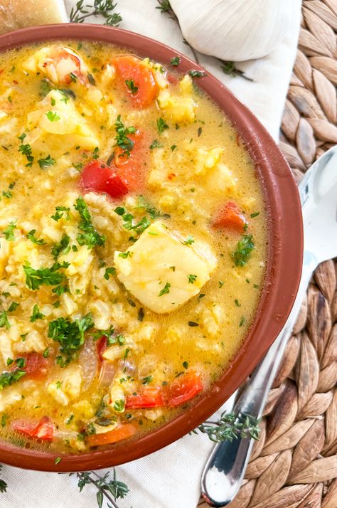 Portuguese Fish Soup, Fish And Rice Recipes, Fish And Rice, Food Spain, Soup Night, Spanish Cooking, Cream Soups, Veggie Mains, Fall Dinners