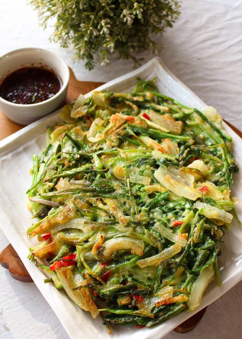 Korean Vegetable Pancakes Recipes, Korean Pancake Recipe Vegetables, Korean Cabbage Pancake Recipe, Korean Vegetable Pancakes Marion Grasby, Korean Savory Pancake, Korean Vegetables, Korean Sweet Potato, Vegetable Pancakes, Veggie Fries